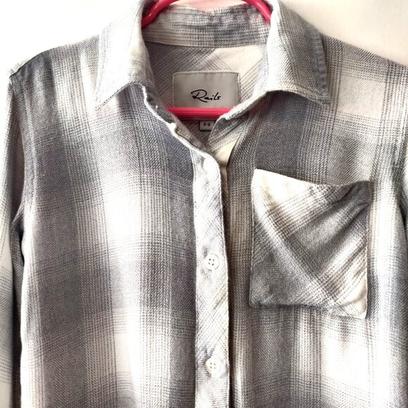 Rails Toddler Girls Size 2-3 Blue Gray Plaid Button Up Long Sleeve Rayon Top - Picture 3 of 8